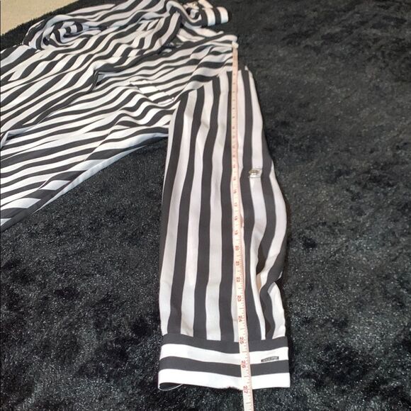 Women’s Alfani Vertical Striped Black and White Blouse Size 4 - Picture 11 of 13